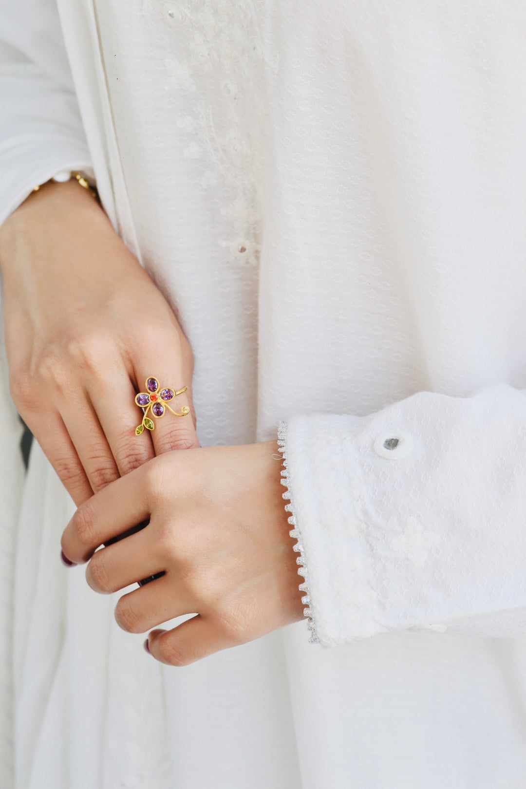 Moonflower Gleam Ring