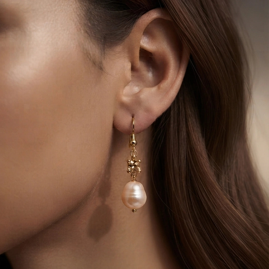 Cubic pearl earrings