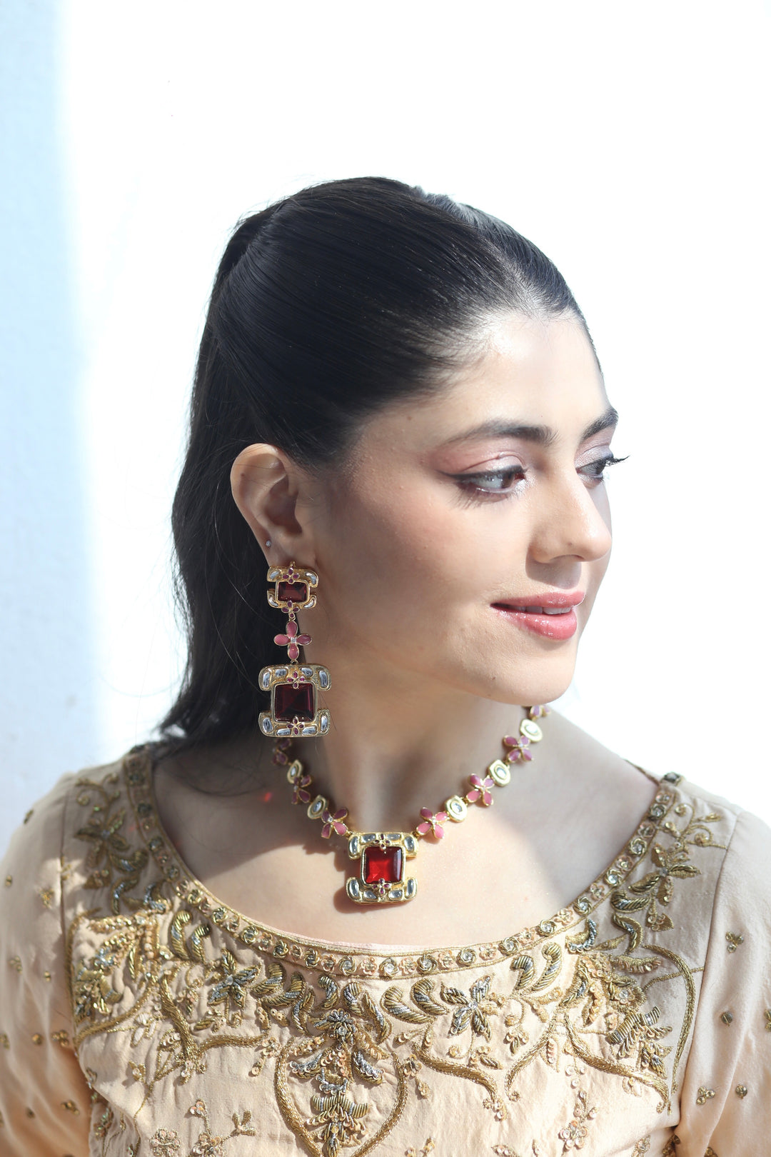 Fuchsia Glow Necklace