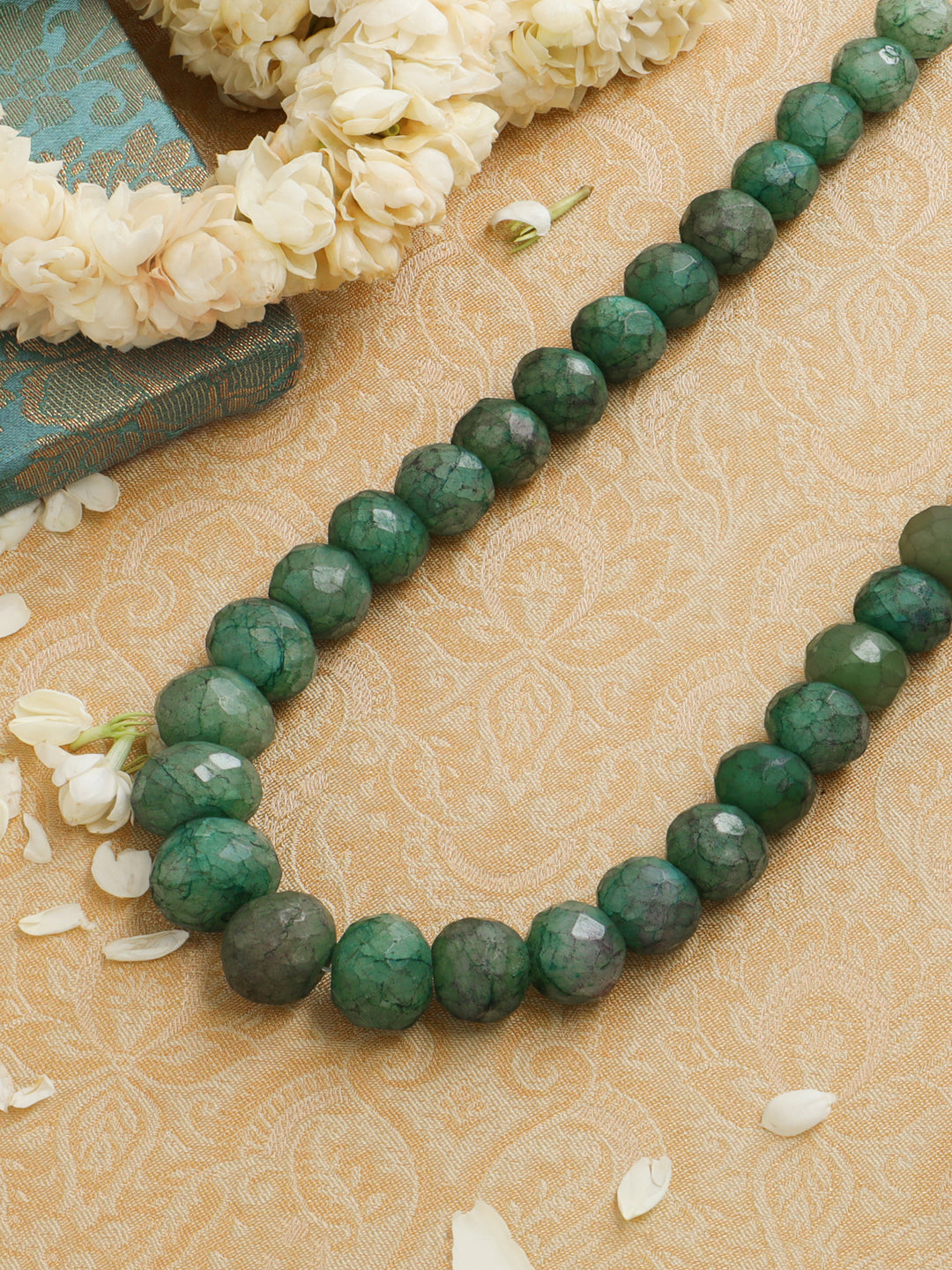 Green Gaze Necklace