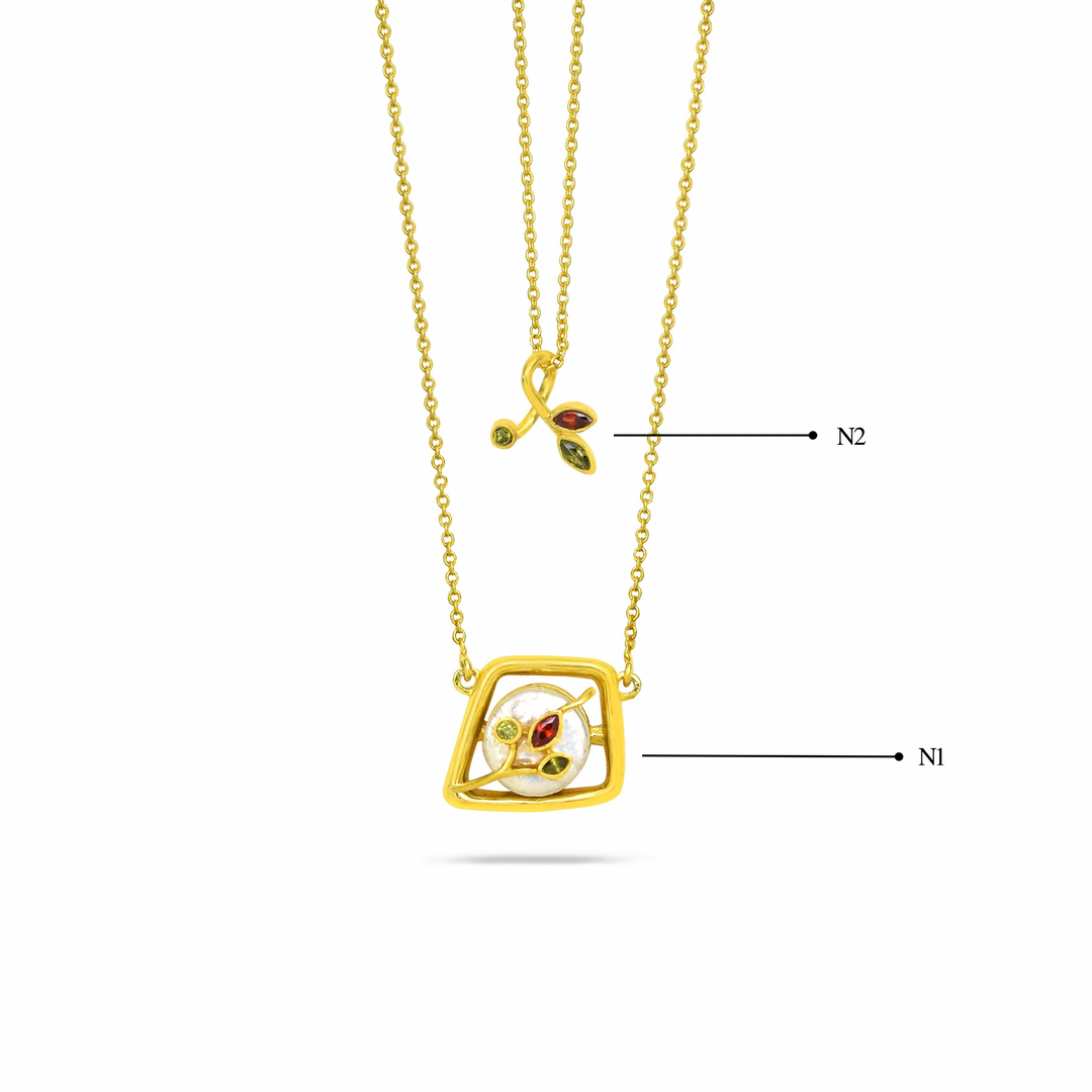 Curly Hugs Necklaces