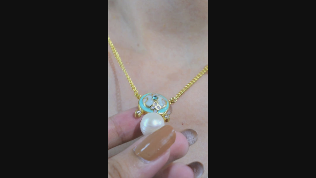 Begonia Breeze Necklace